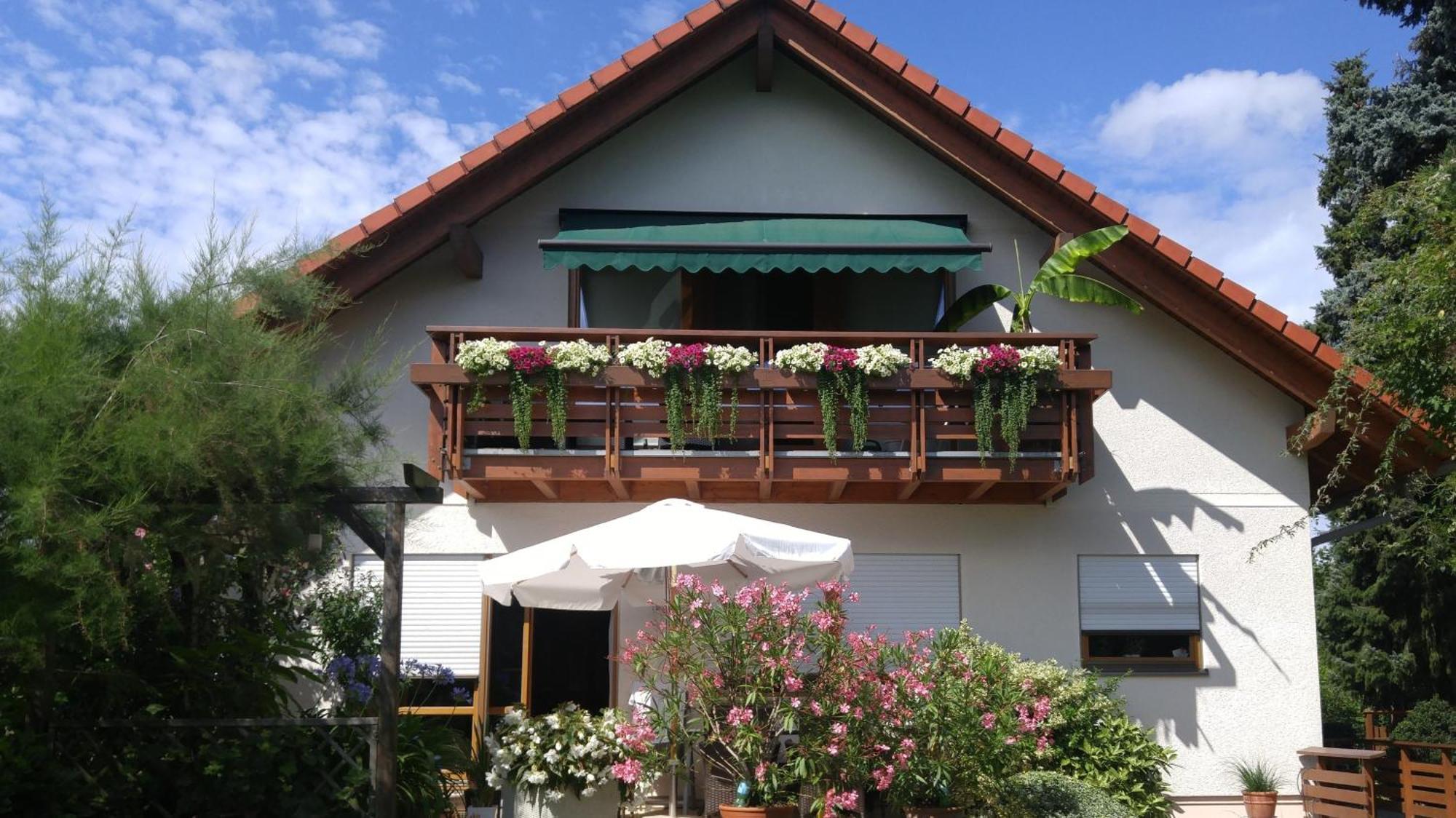 Dachgeschosswohnung * Leipzig