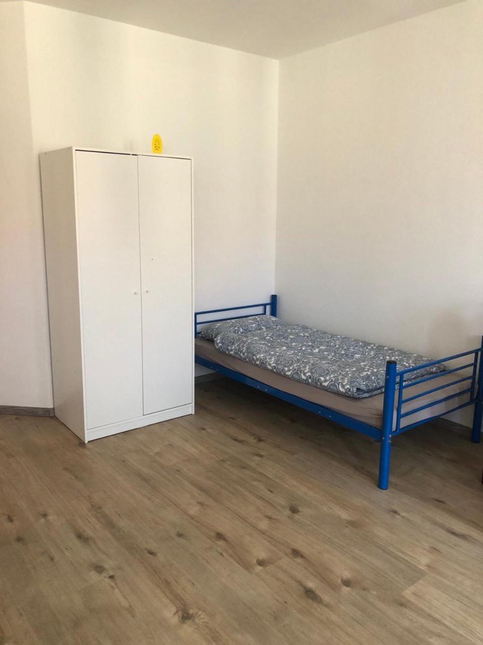 Zuhause In Lindenau - Vollmoebliert - Bei Dkn Apartment *