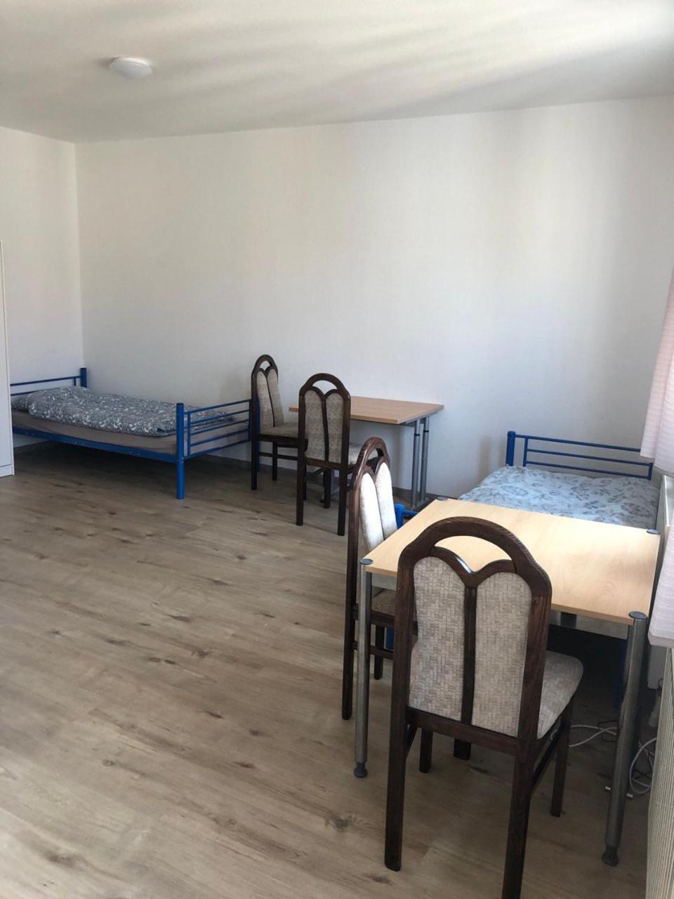 Zuhause In Lindenau - Vollmoebliert - Bei Dkn Leipzig