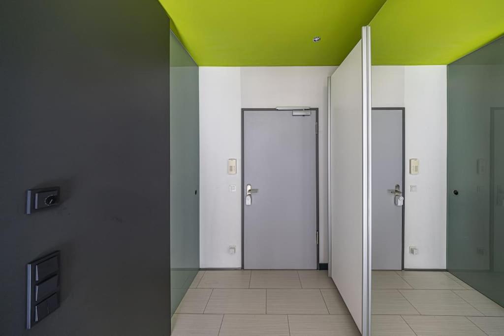 Arbeitsplatz - Kueche - Fitness Apartment Leipzig