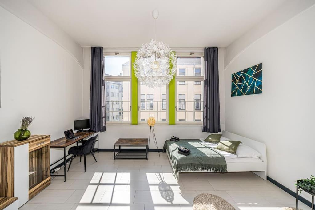 Apartment Arbeitsplatz - Kueche - Fitness