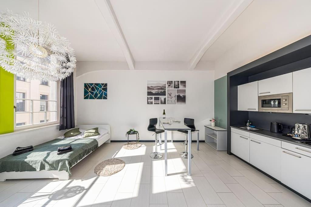 Apartment Arbeitsplatz - Kueche - Fitness *