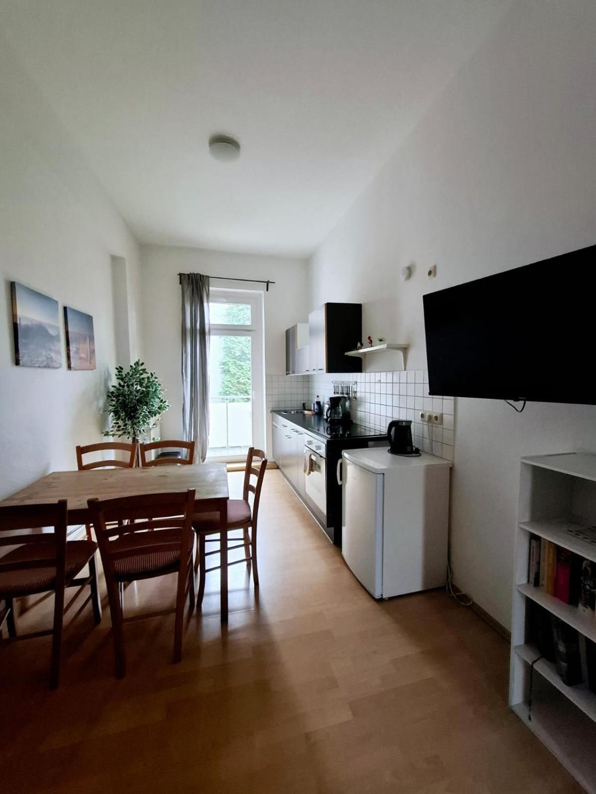 Appartement Altbauwohnung Direkt An Der Karli Mit Balkon - Netflix Inklusive Leipzig