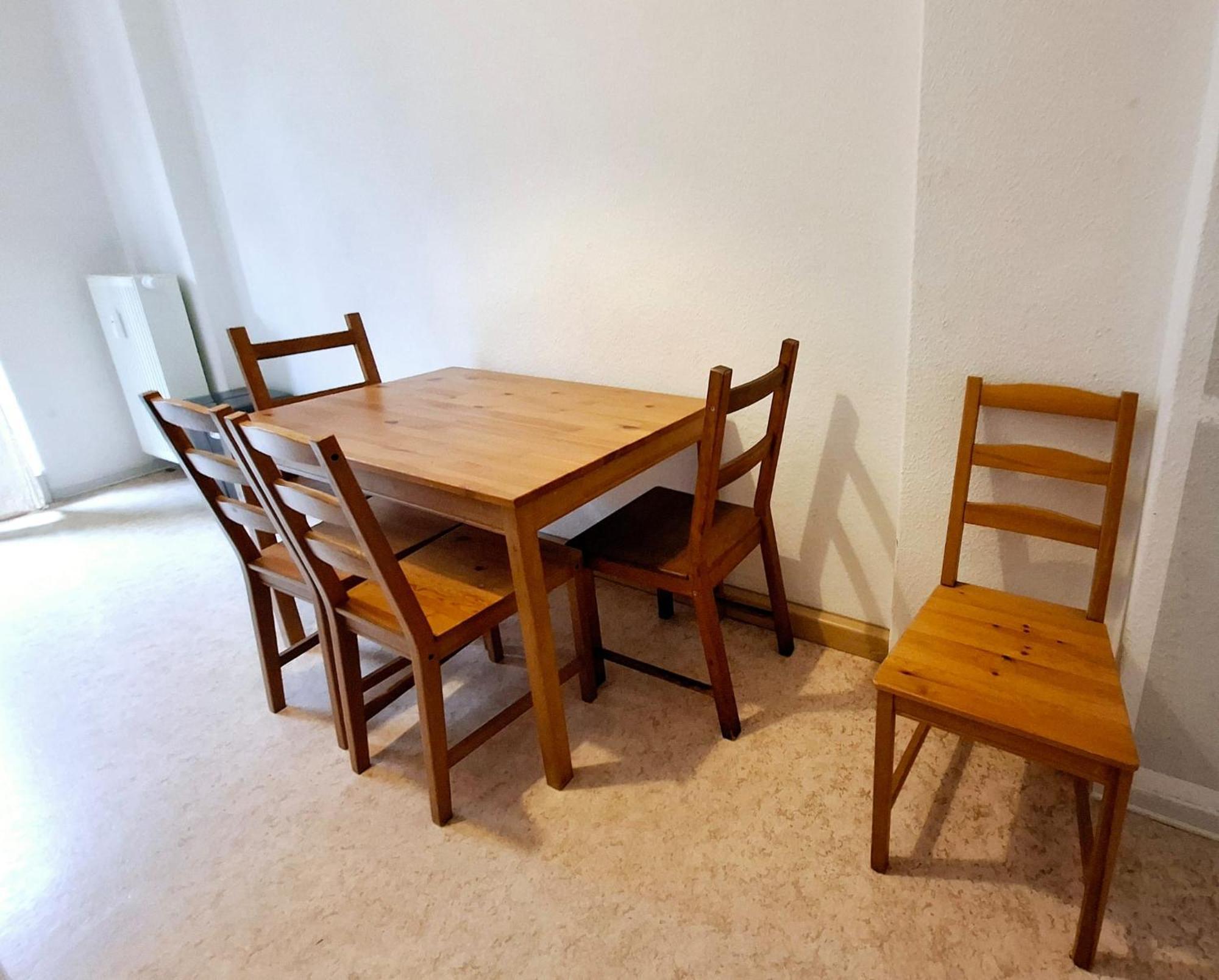 Appartement Altbau-schmuckstueck An Der Karli Mit Riesigem Balkon Leipzig
