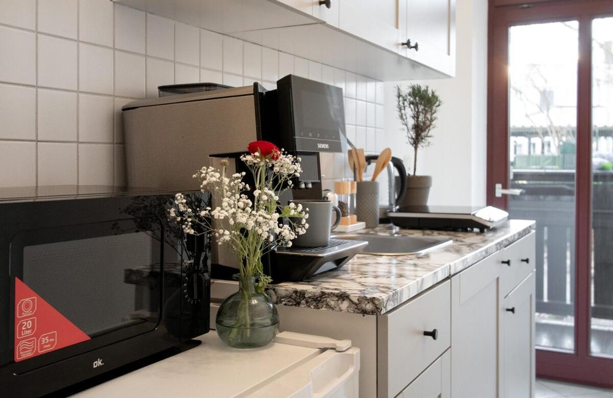 Deluxe With Balcony Near Stadium & Appartement