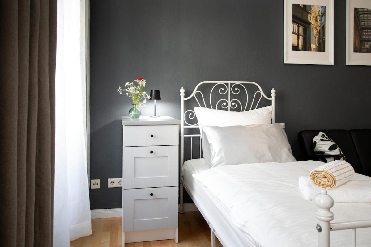 Apartment Deluxe With Balcony Near Stadium & Leipzig