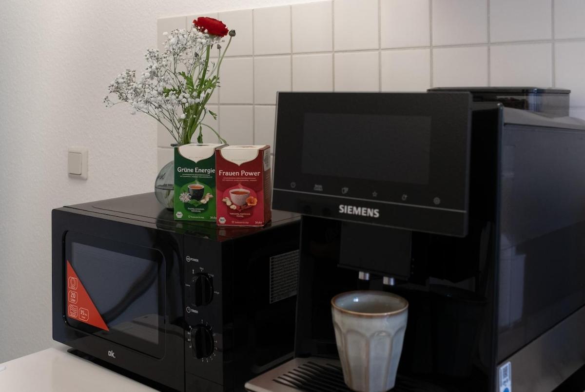 Deluxe With Balcony Near Stadium & Apartment *