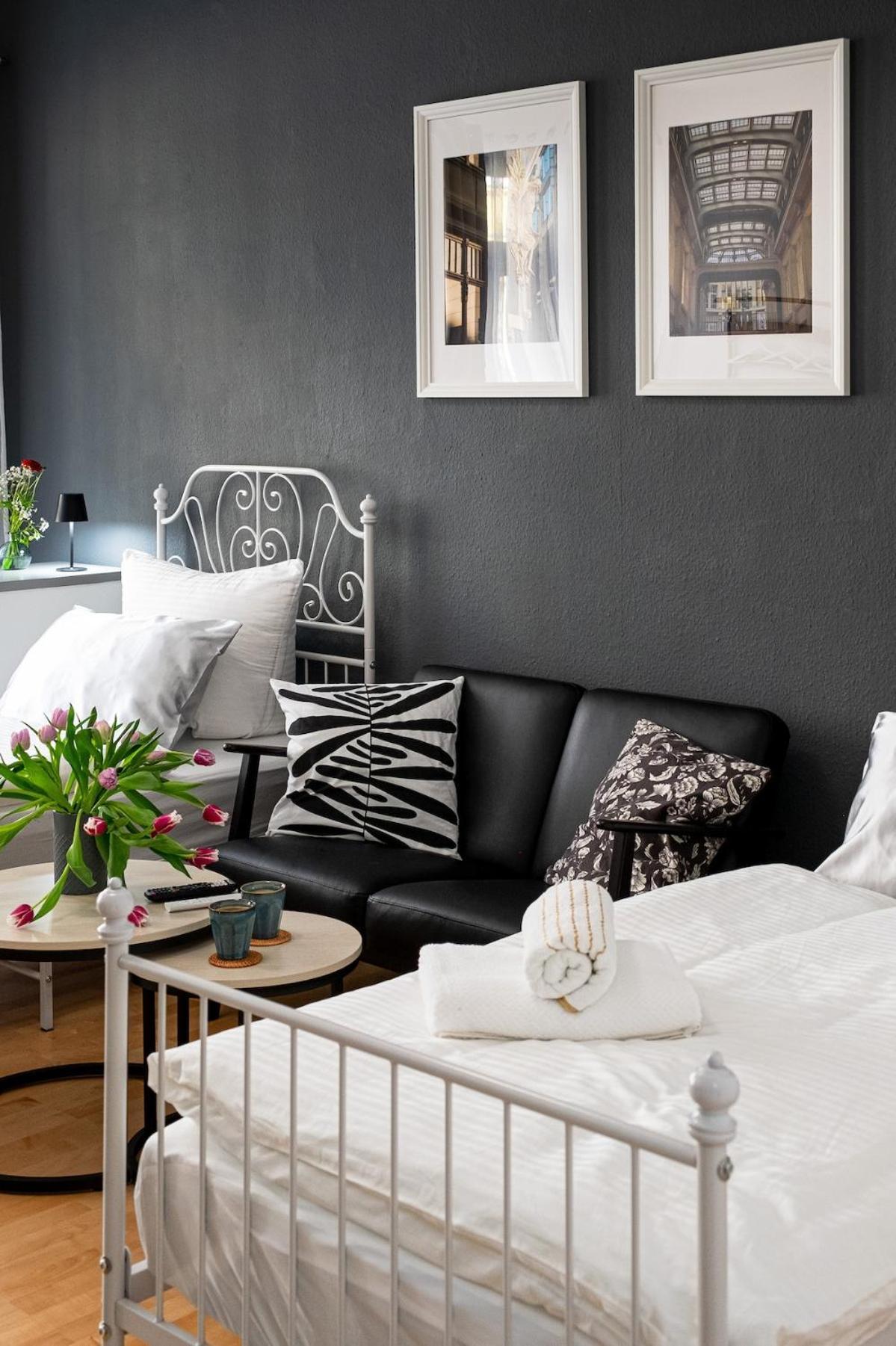 Deluxe With Balcony Near Stadium & Appartement *