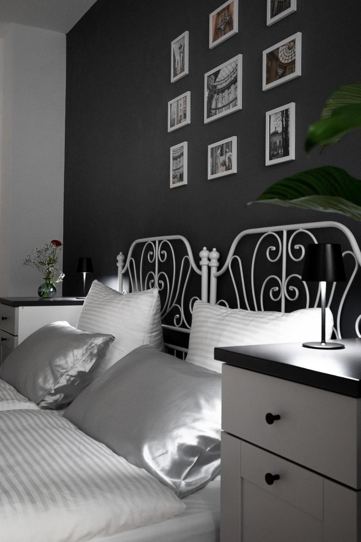 Deluxe With Balcony Near Stadium & Appartement *