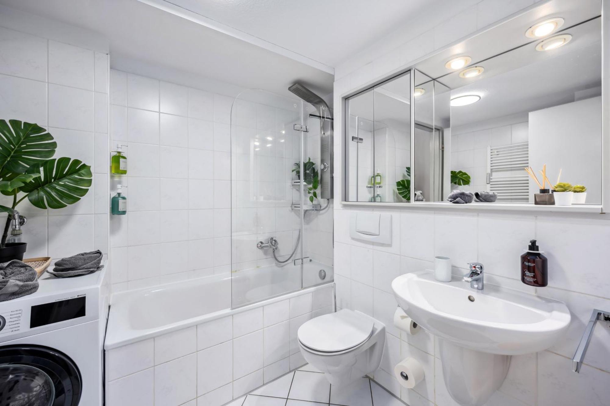 Appartement Traber 1 Sz Balkon Parkplatz & Sehr Ruhig Leipzig