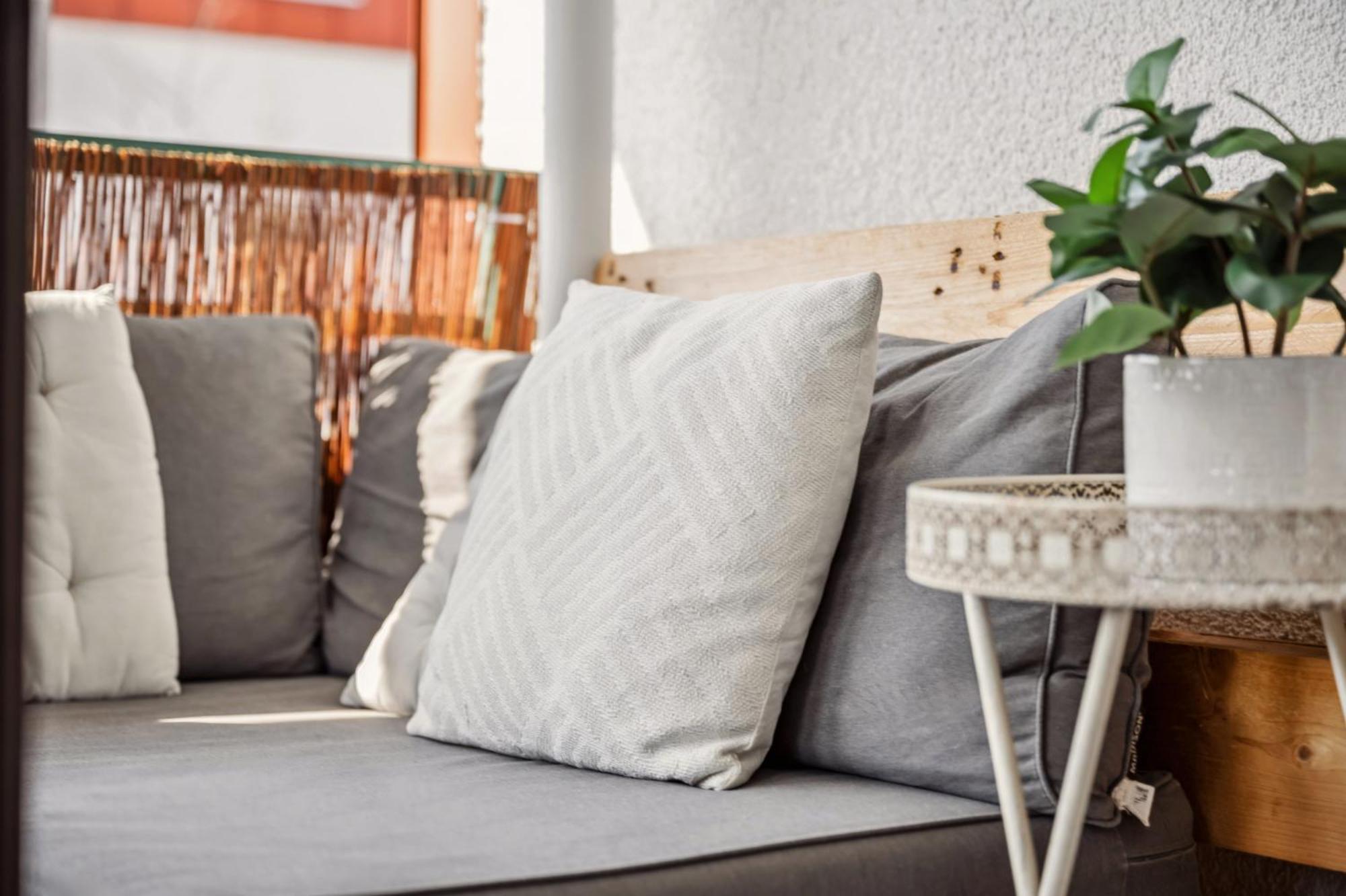 Traber 1 Sz Balkon Parkplatz & Sehr Ruhig *