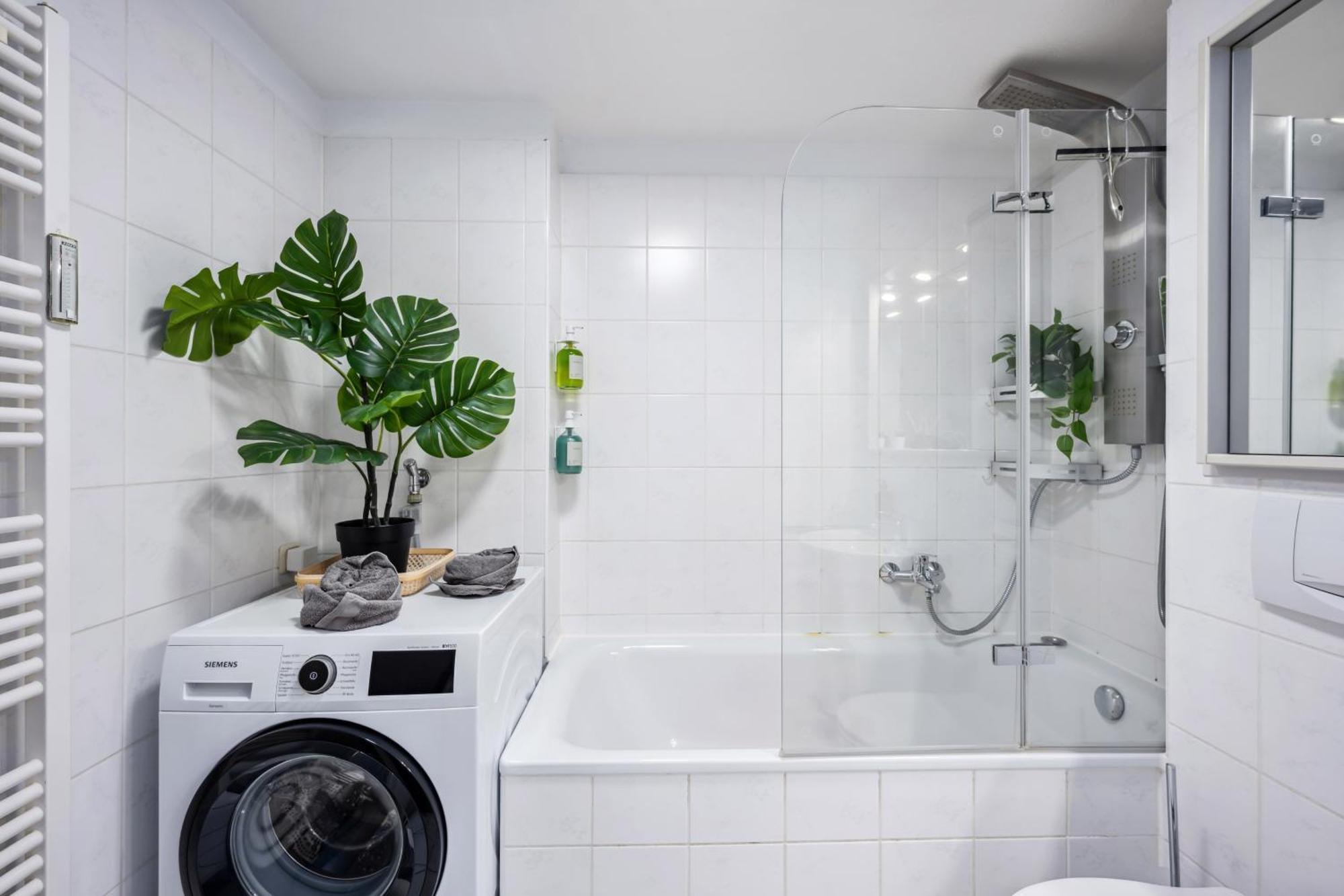 Traber 1 Sz Balkon Parkplatz & Sehr Ruhig