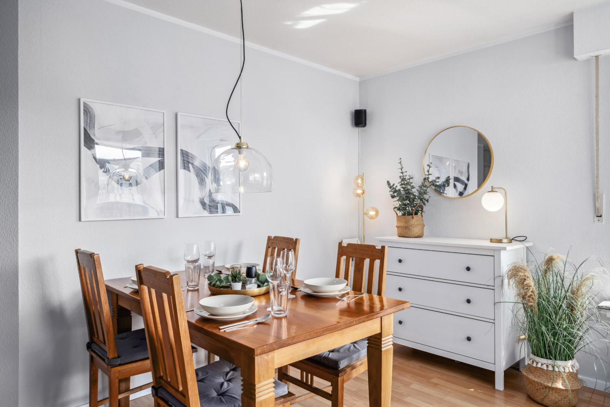 Traber 1 Sz Balkon Parkplatz & Sehr Ruhig Leipzig