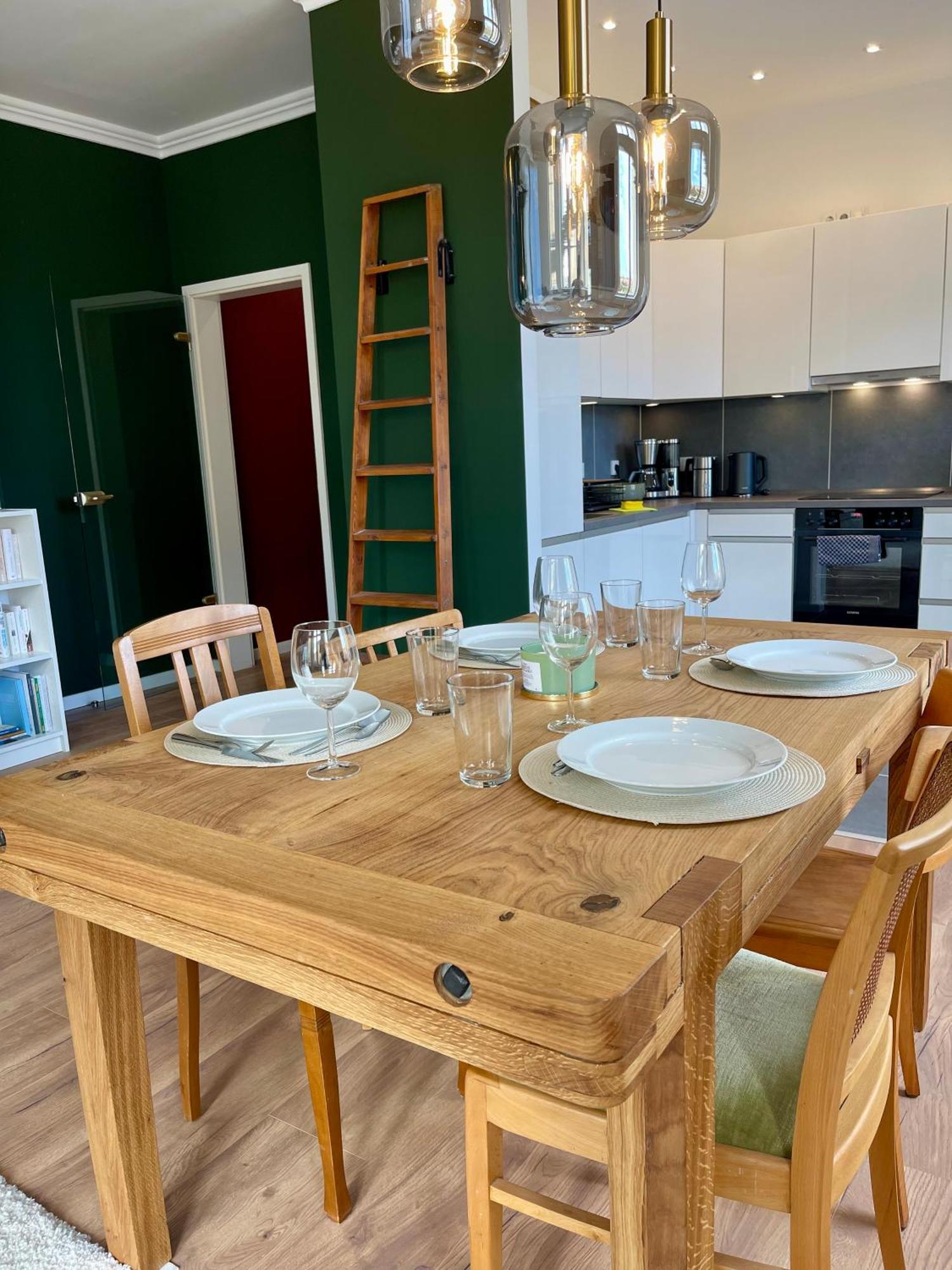 Traber 1 Sz Balkon 2 Badezimmer Suedvorstadt Apartment Leipzig