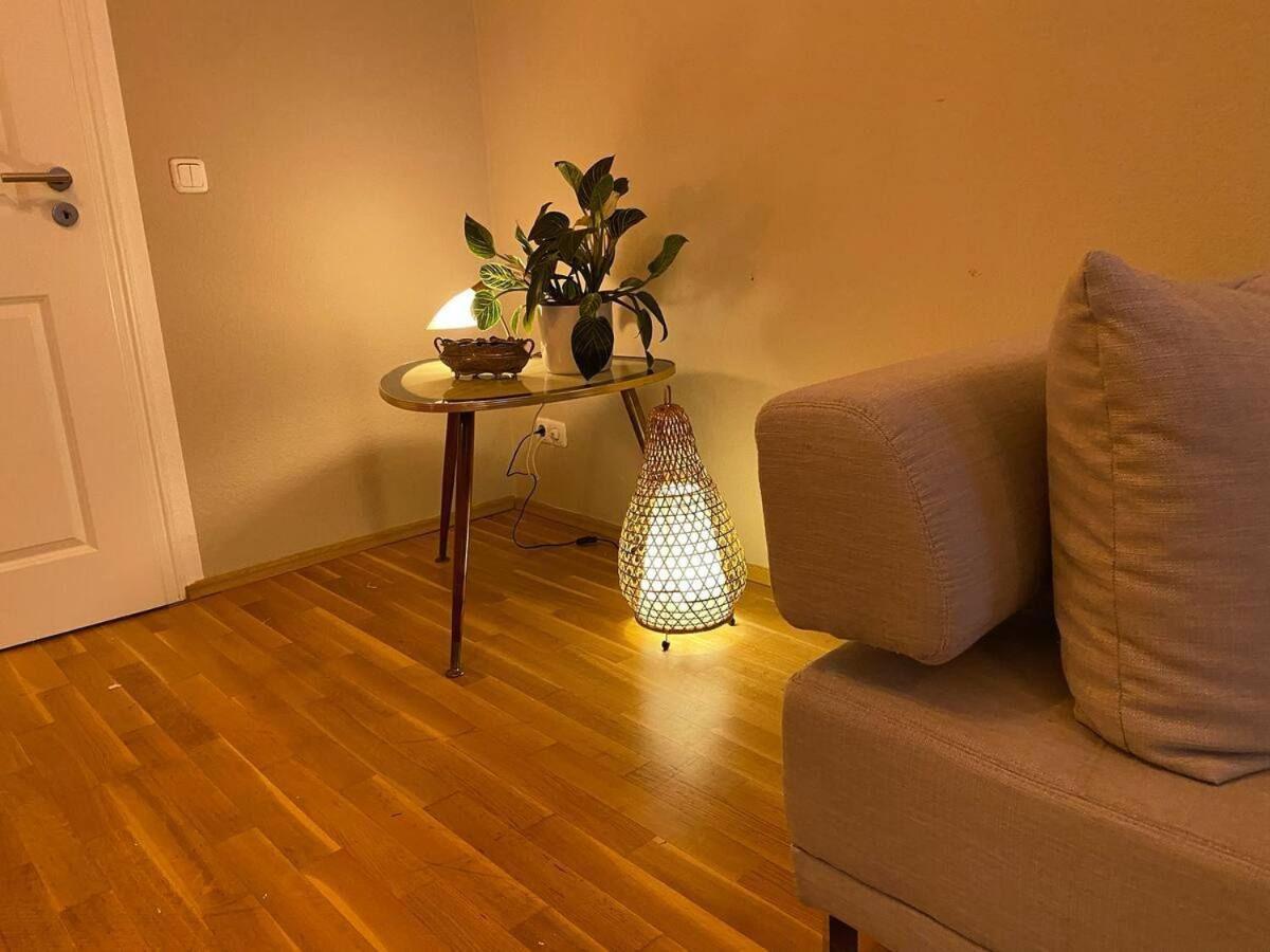 Apartment 3-Zi-Wohnung-Fuer-5-Pers-Balkon-Hunde-Willkommen