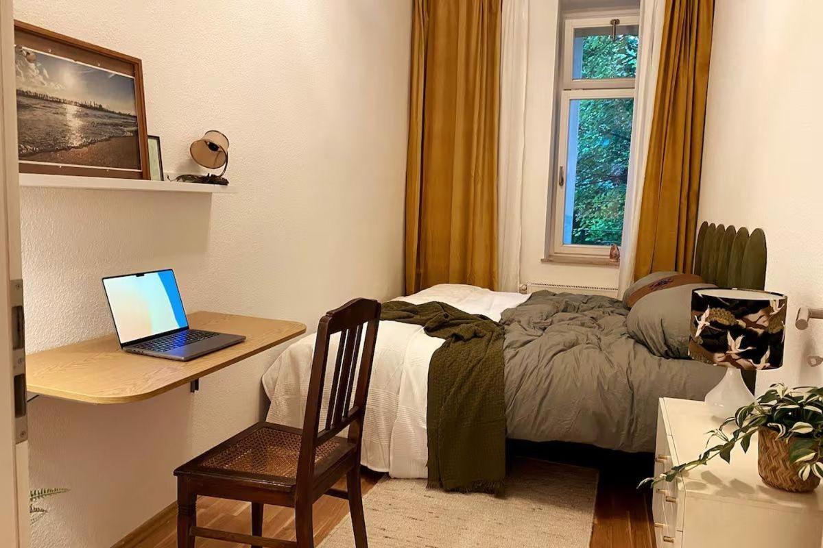 3-Zi-Wohnung-Fuer-5-Pers-Balkon-Hunde-Willkommen * Leipzig
