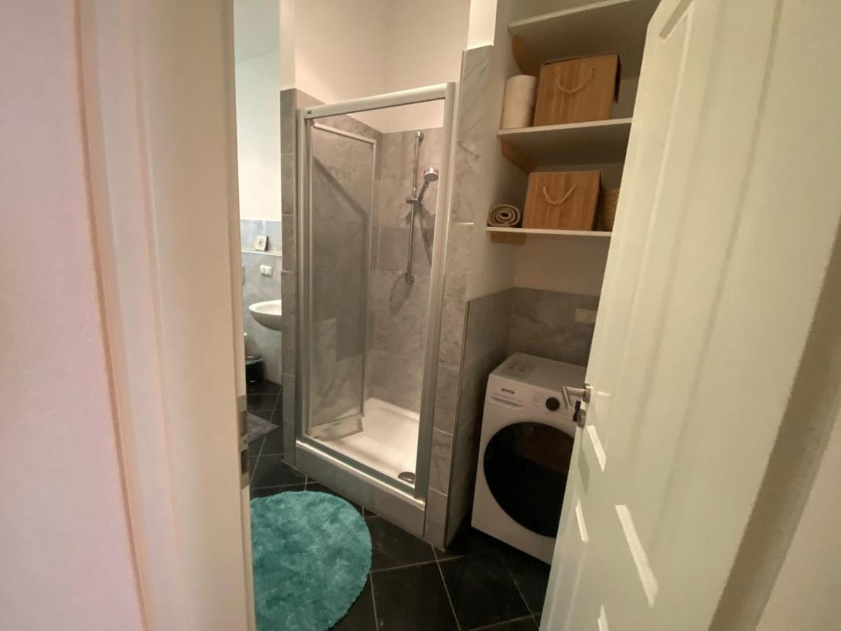 2 Schlafzimmer Fuer 5 Personen, Balkon, Hunde Willkommen Apartment Leipzig