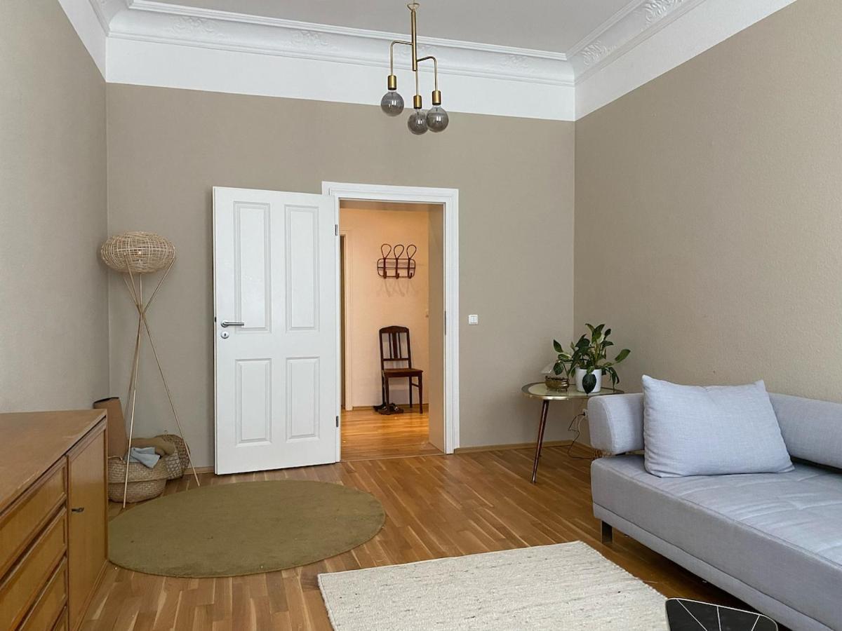 Apartment 2 Schlafzimmer Fuer 5 Personen, Balkon, Hunde Willkommen Leipzig