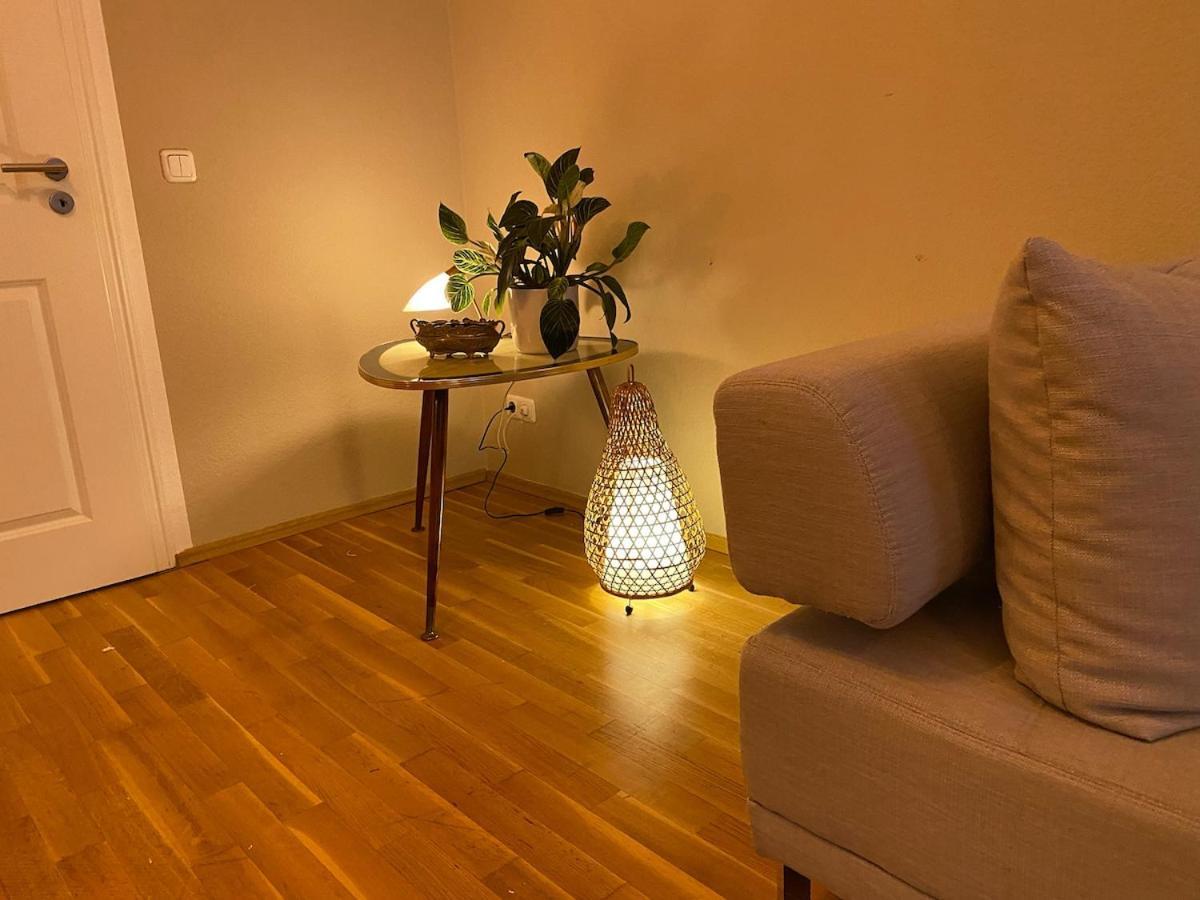 Apartment 2 Schlafzimmer Fuer 5 Personen, Balkon, Hunde Willkommen *