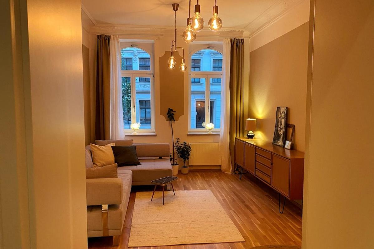 2 Schlafzimmer Fuer 5 Personen, Balkon, Hunde Willkommen * Leipzig
