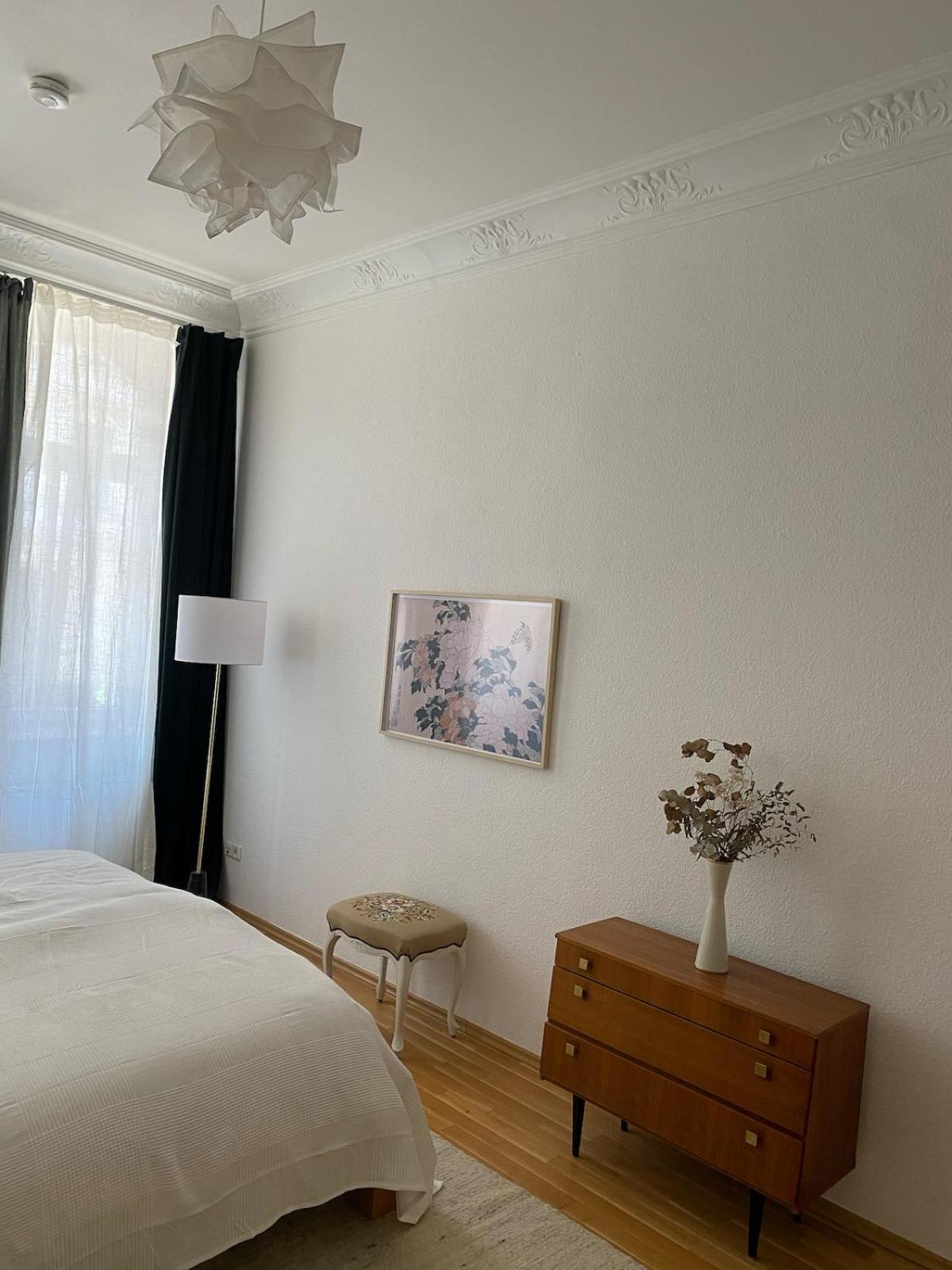 2 Schlafzimmer Fuer 5 Personen, Balkon, Hunde Willkommen Apartment Leipzig