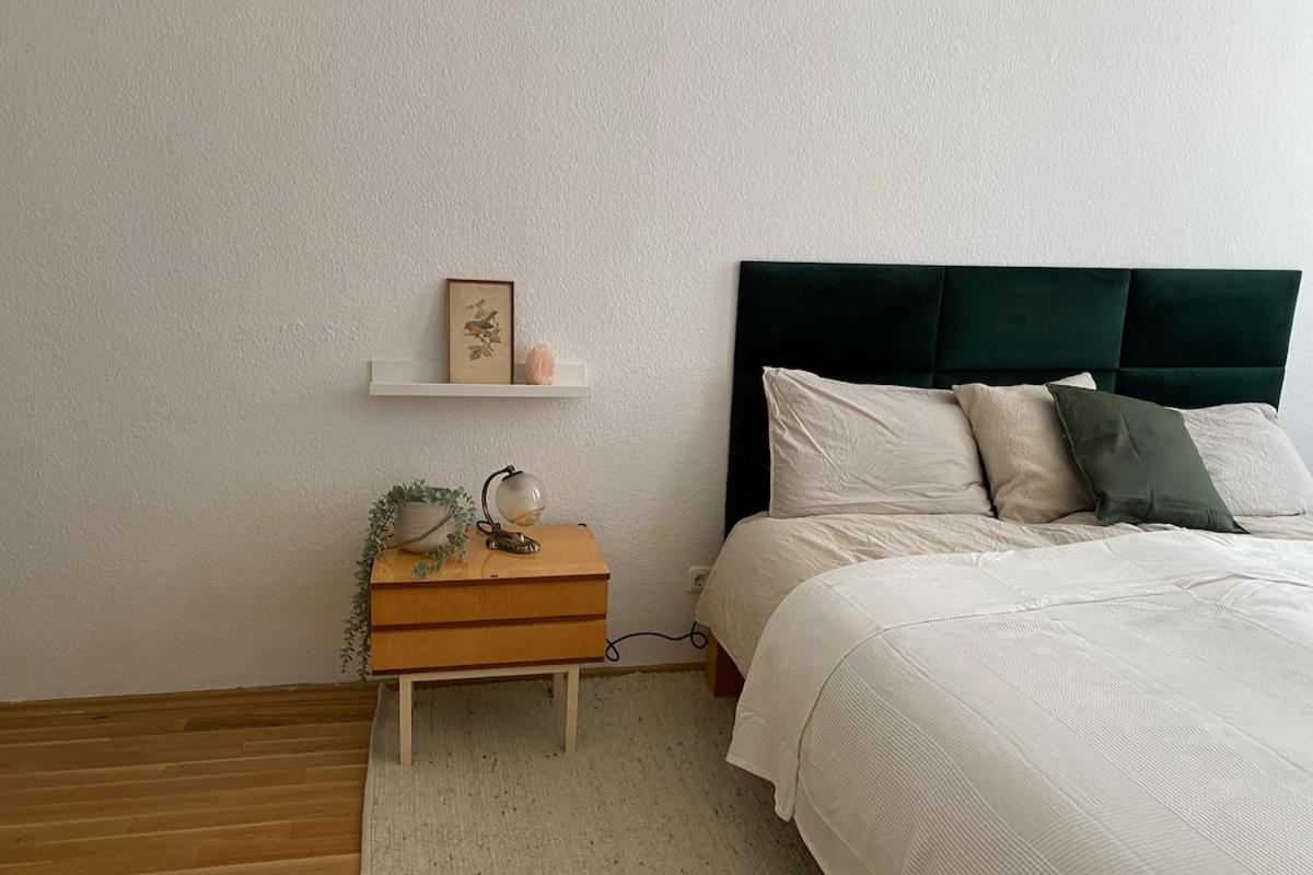 2 Schlafzimmer Fuer 5 Personen, Balkon, Hunde Willkommen Apartment Leipzig