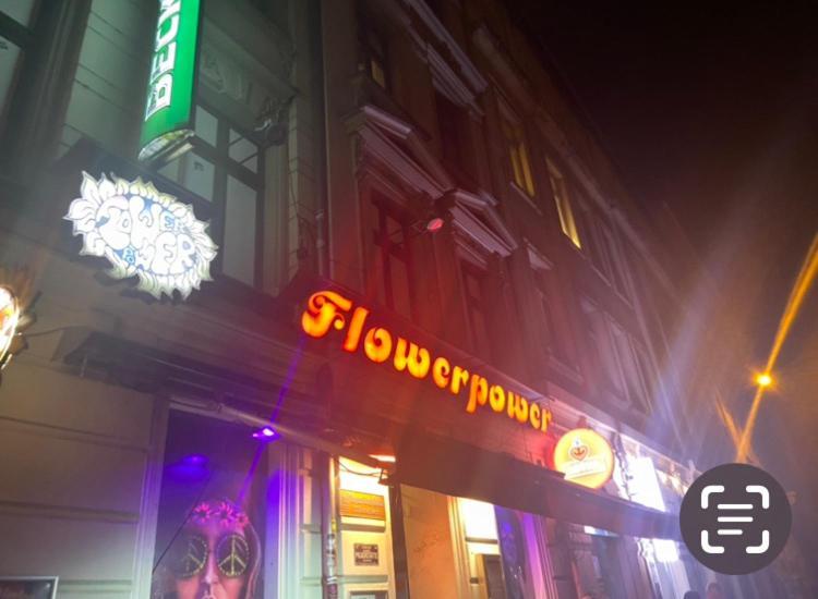 Apartment Flowerpower 10personen-penne-hostel *