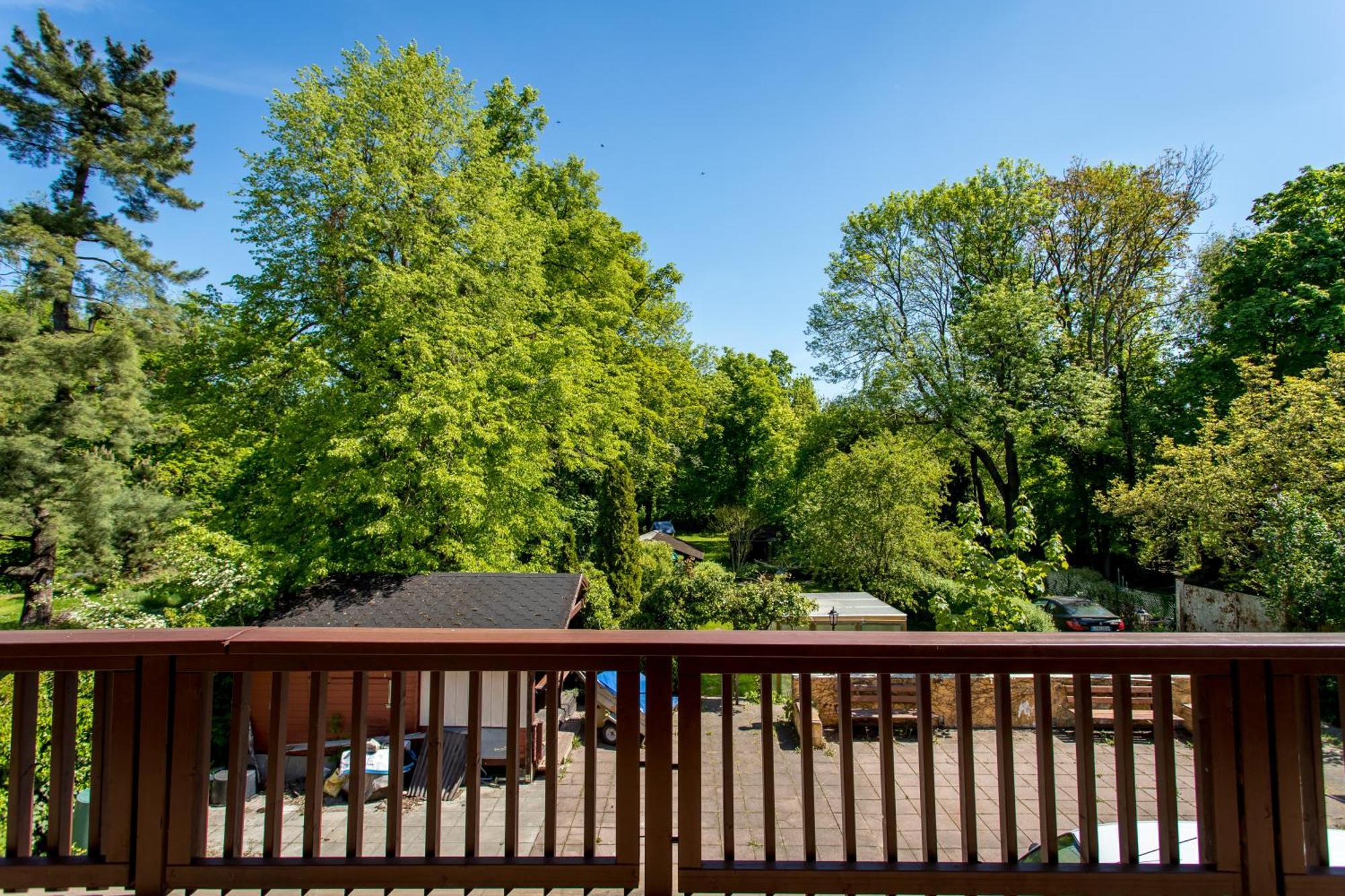 Mit 123qm Für 8 Personen Mit Sehr Großem Garten, Einfache Innen-ausstattung * Leipzig