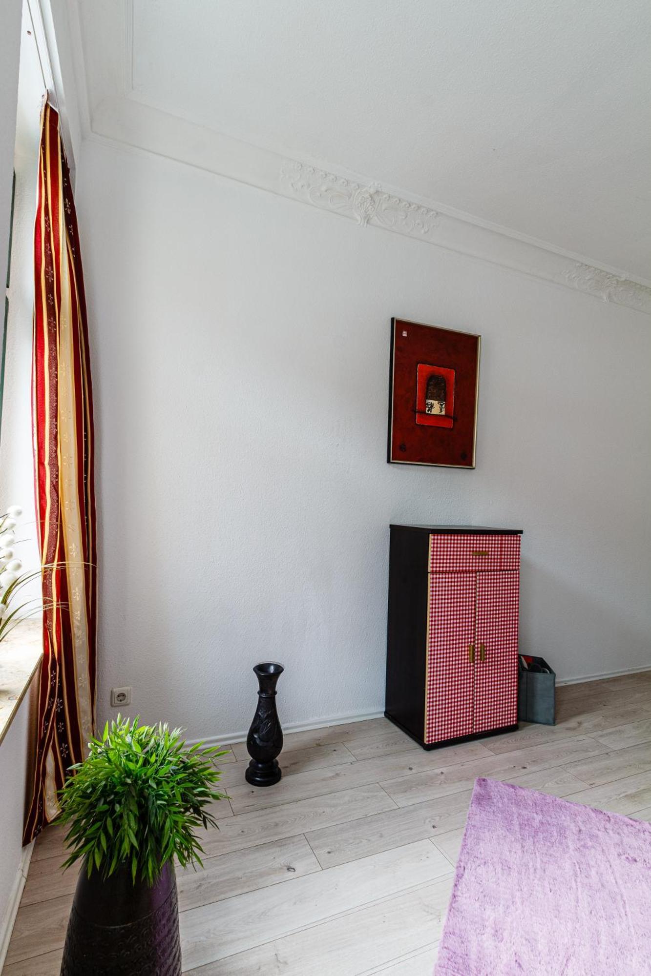 Gemuetliches Zuhause 2-zimmer-ferienwohnung Mit Geschirrspueler & Balkon Fuer Bis Zu 4 Personen Appartement