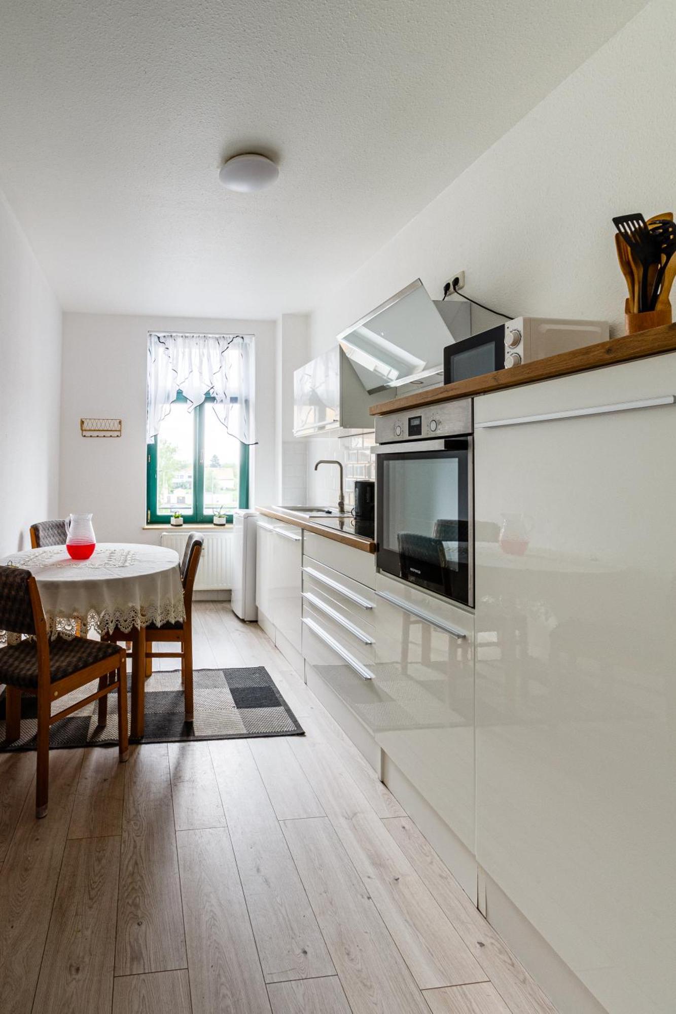 Appartement Gemuetliches Zuhause 2-zimmer-ferienwohnung Mit Geschirrspueler & Balkon Fuer Bis Zu 4 Personen *