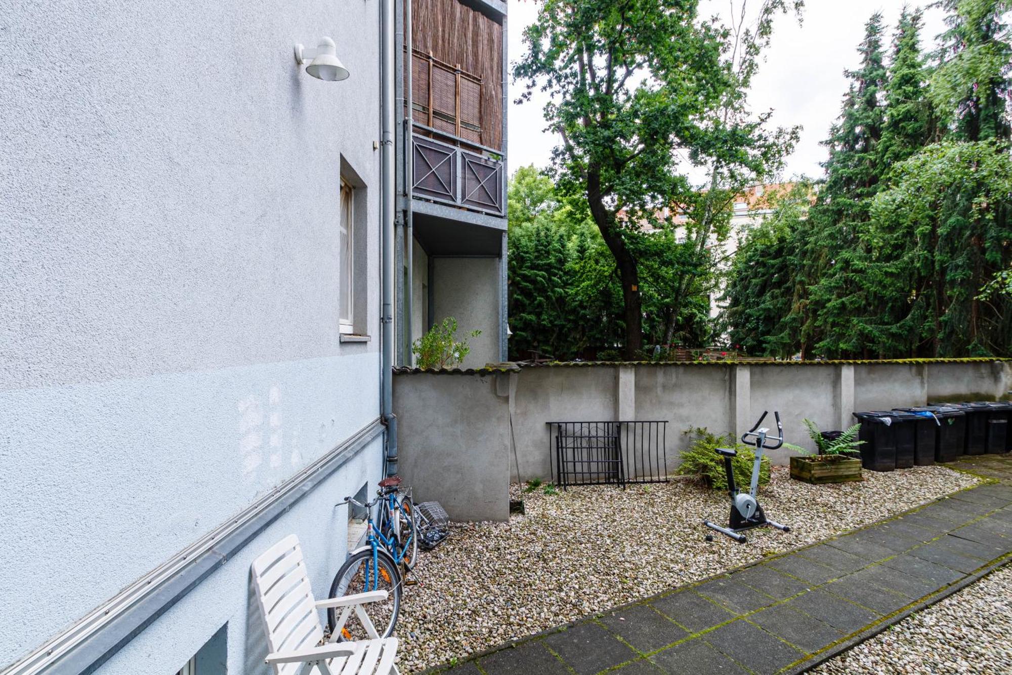 Preiswert & Vollmoebliert Fuer Handwerker Und Monteure De, Pl, Eng * Leipzig