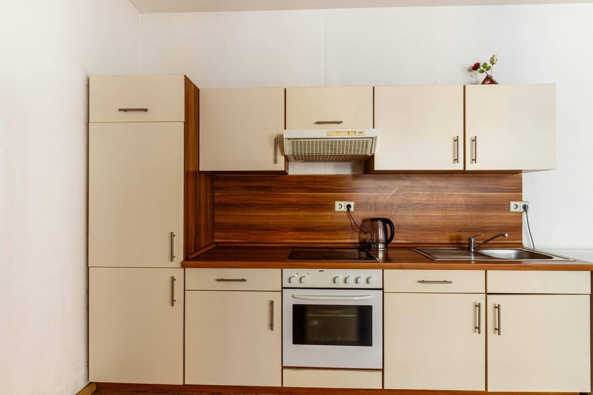 Preiswert & Vollmoebliert Fuer Handwerker Und Monteure De, Pl, Eng Apartment Leipzig