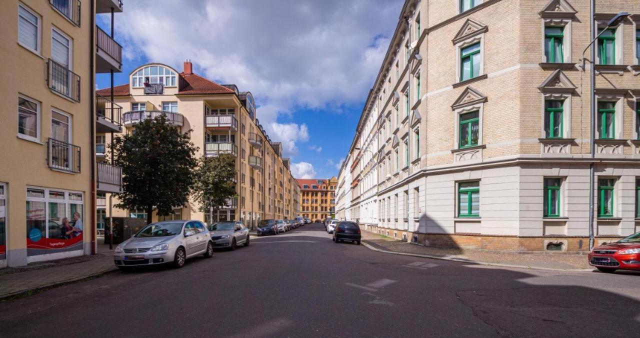 Apartment Preiswert & Vollmoebliert Fuer Handwerker Und Monteure De, Pl, Eng *