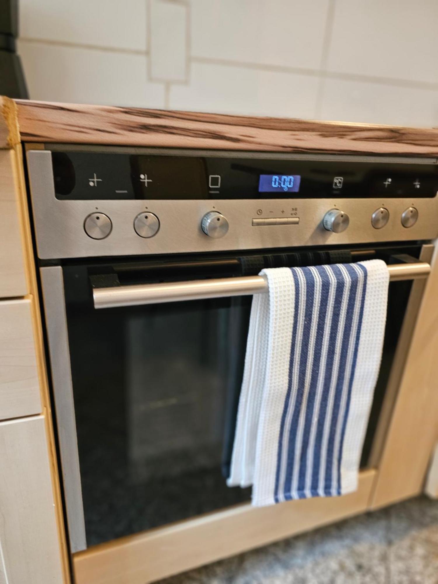 Appartement Stayinn Lindenau 2 Bedrooms 3 Single Beds And One Double Bed