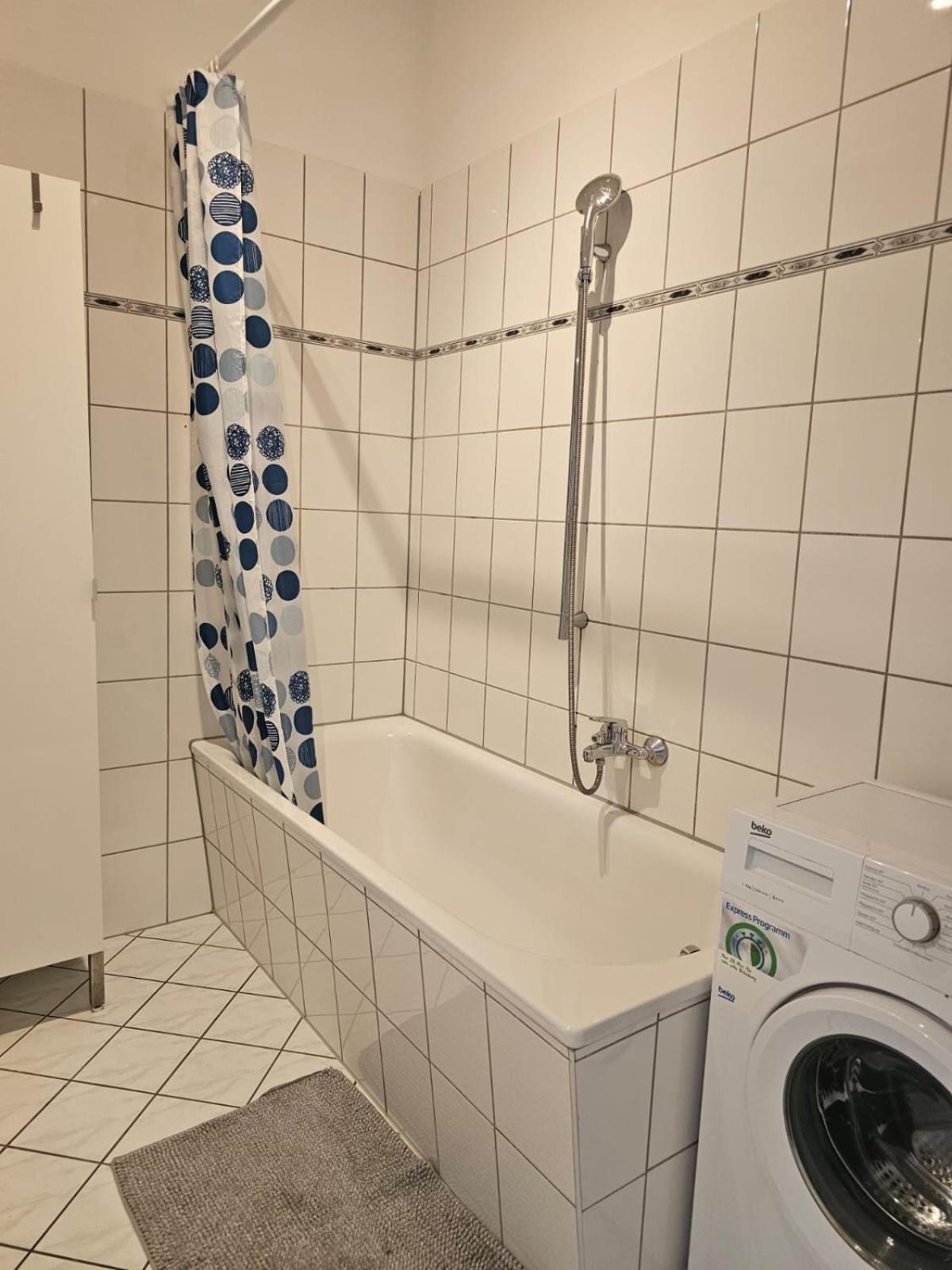 Suedliche Innenstadt- Mit Aufzug Appartement Leipzig