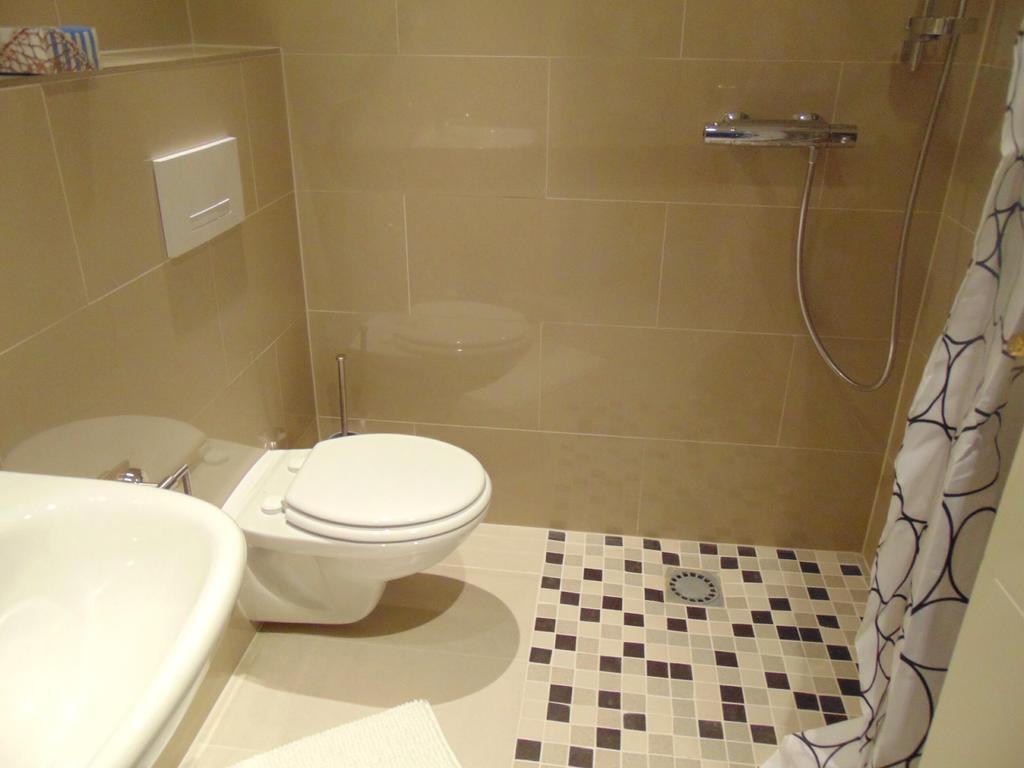 Hotel Ambiente 3*