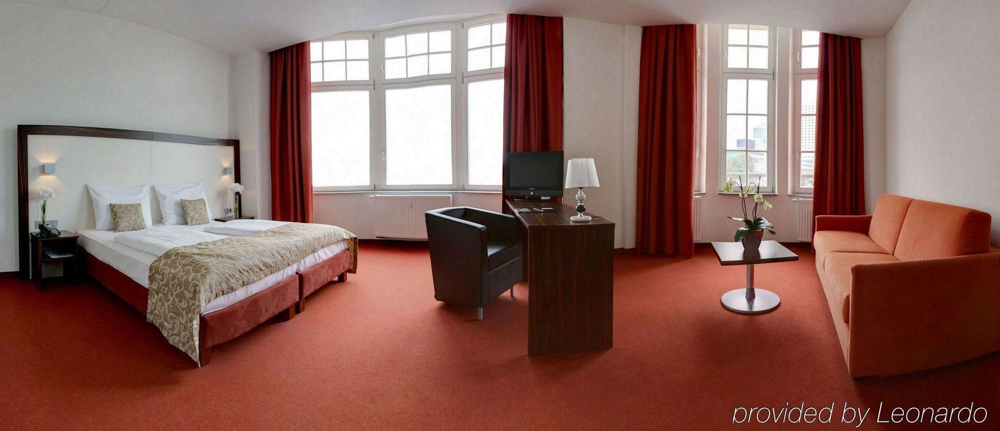 Hotel Royal International