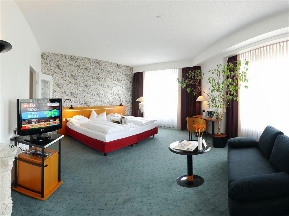 Good Morning + Hotel Leipzig