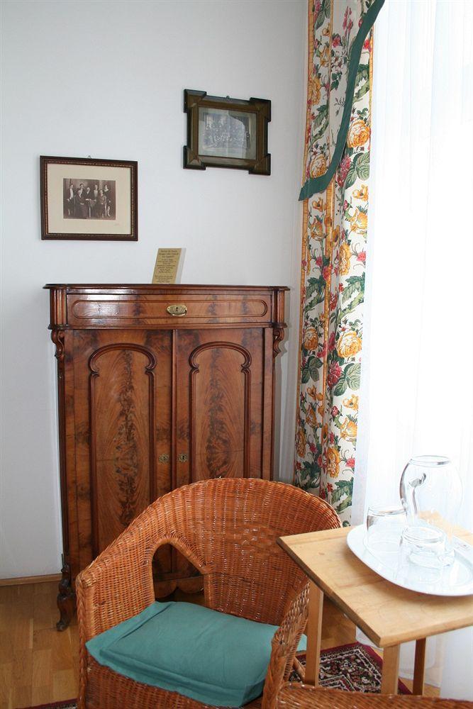 Jahrhunderthotel 3*
