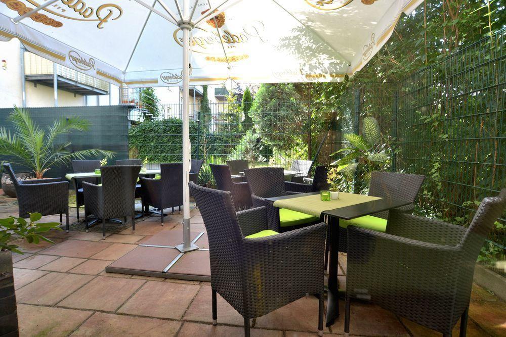Arena Hotel 4*