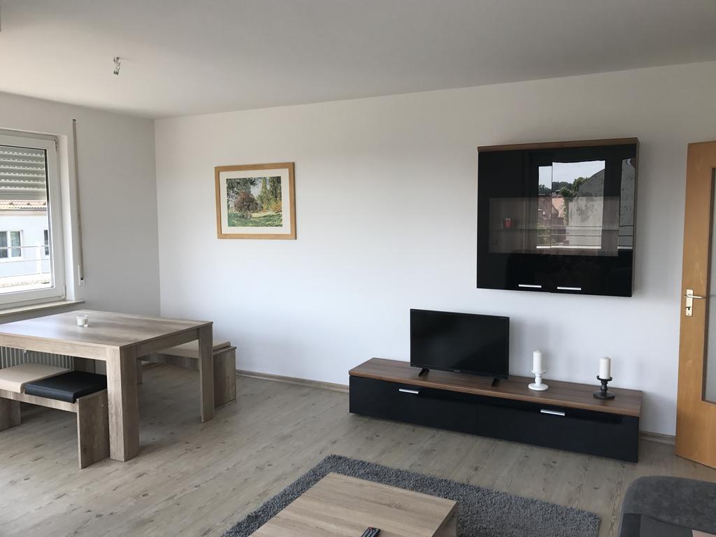 Exklusive Mit Dachterrasse In Schleussig Appartement