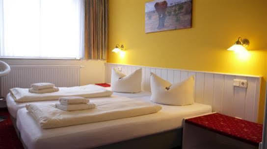Carl Von Clausewitz Hotel