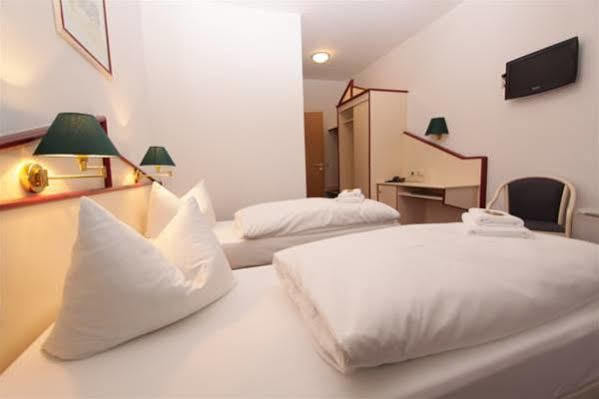 3 Linden Hotel
