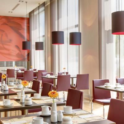 Intercityhotel 4*