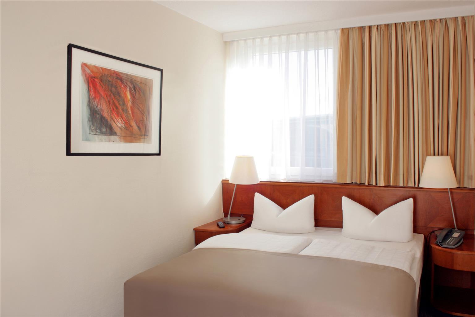 Hotel Holiday Garden Court City Centre