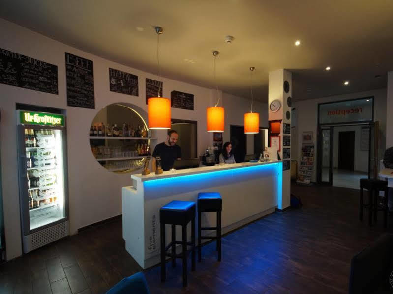 Auberge de jeunesse Five Elements