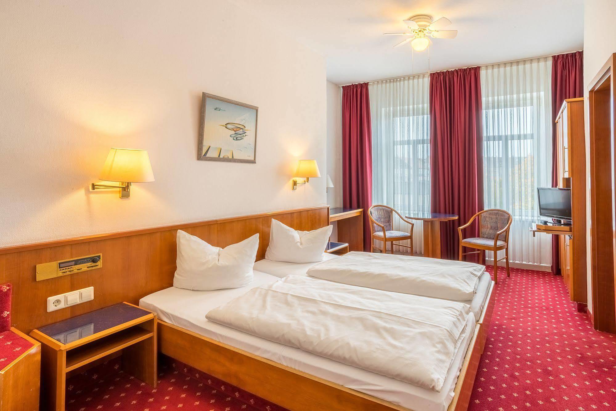 Astoria Hotel