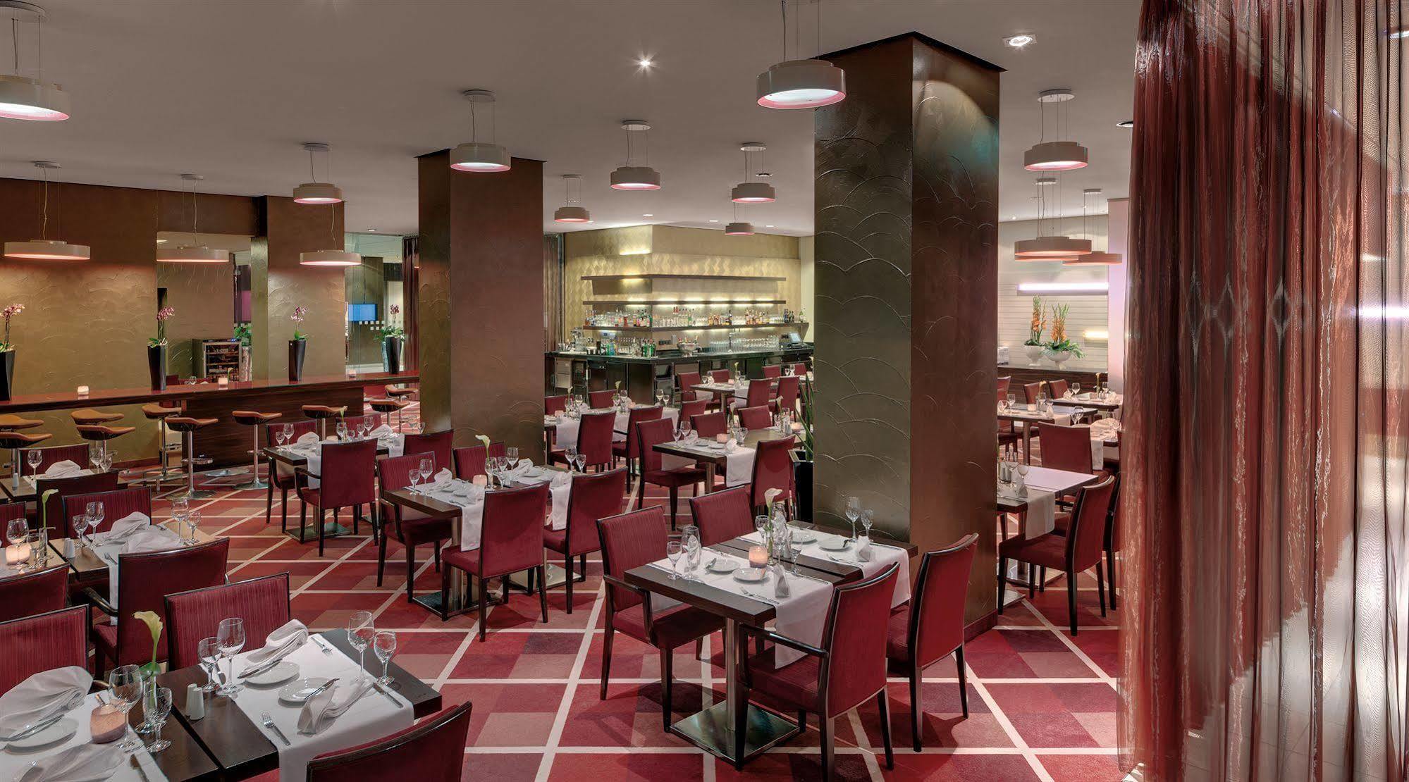 Radisson Blu 4*