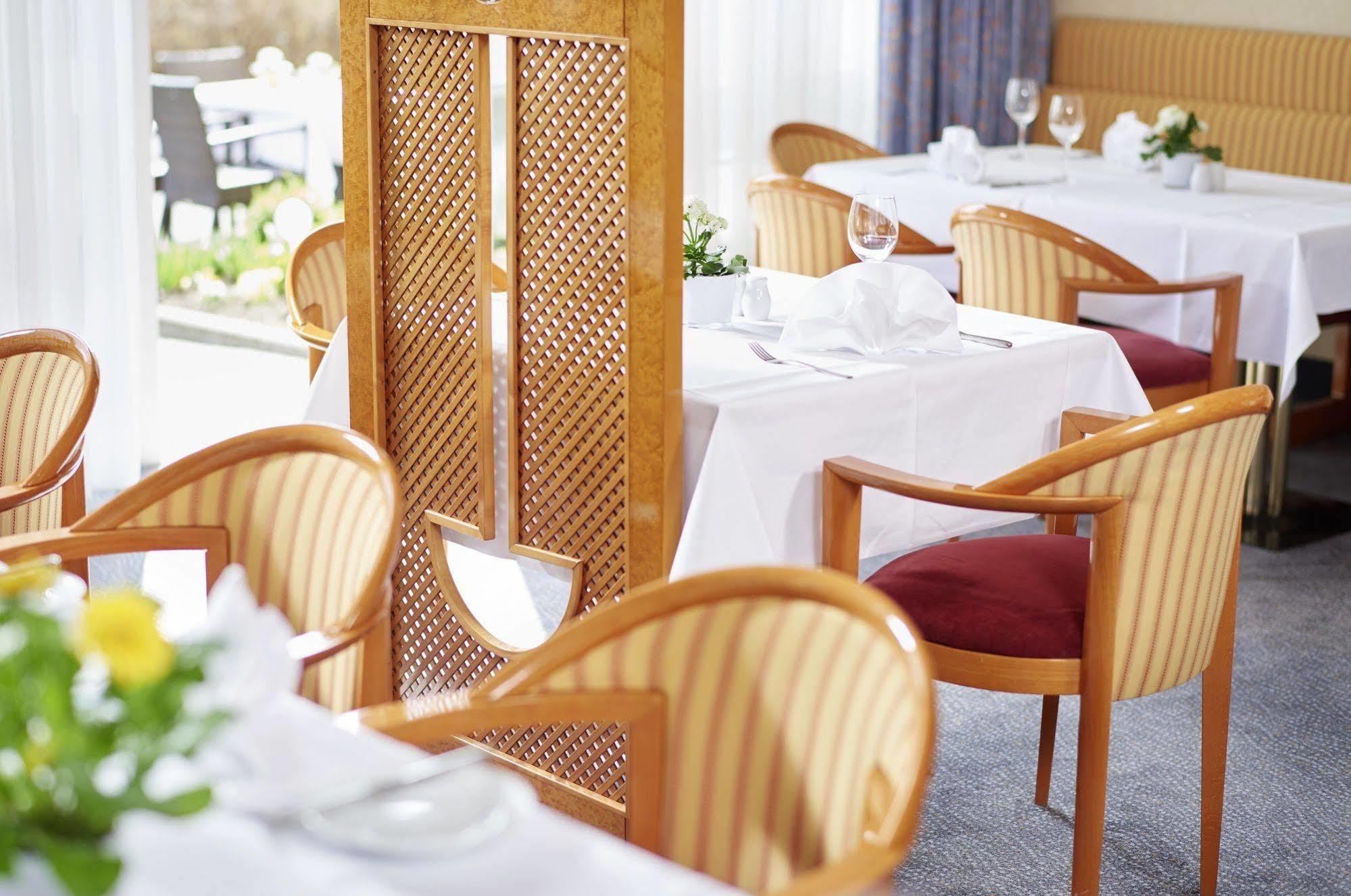 Sachsenpark-hotel 4* Leipzig