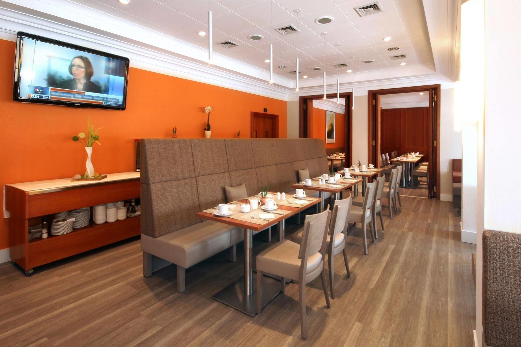 Western Centre Hotel 4*